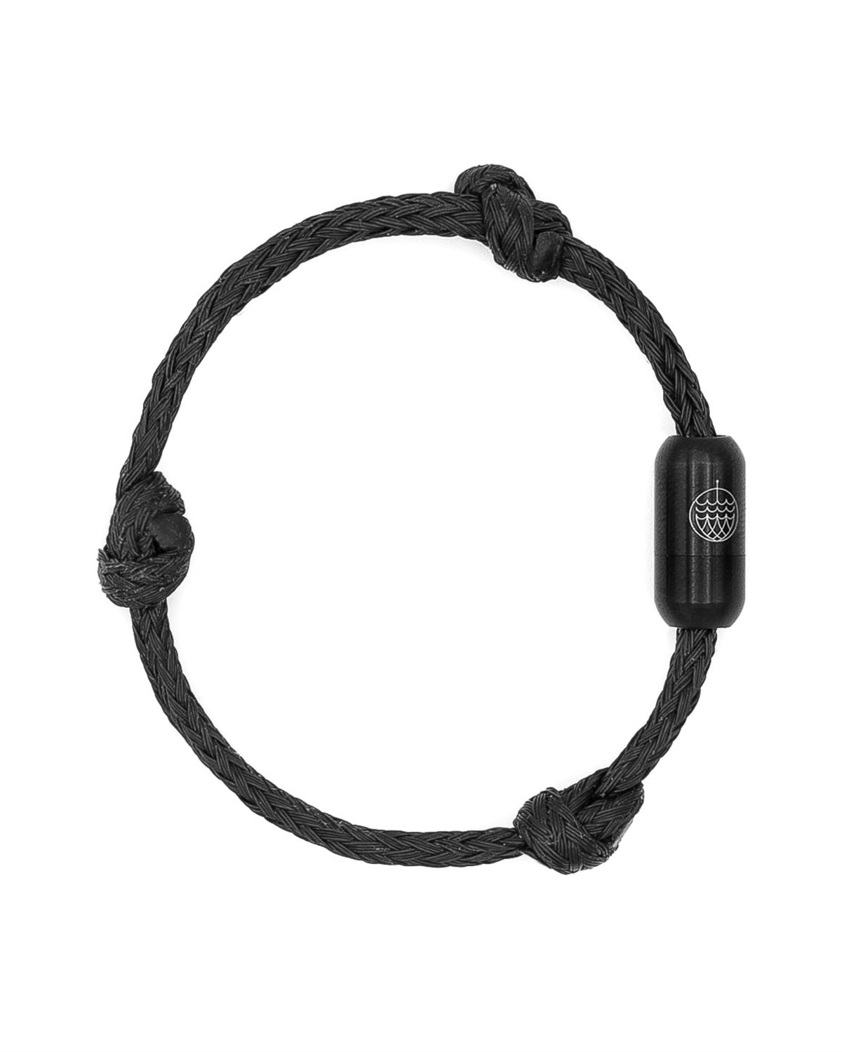 Bracelet in color black with a black clasp by Bracenet